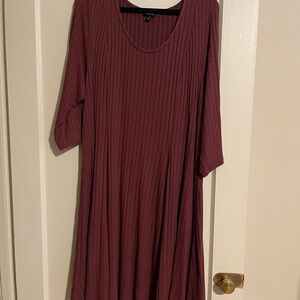 Torrid Maroon/Burgundy 3/4 sleeve Midi Dress